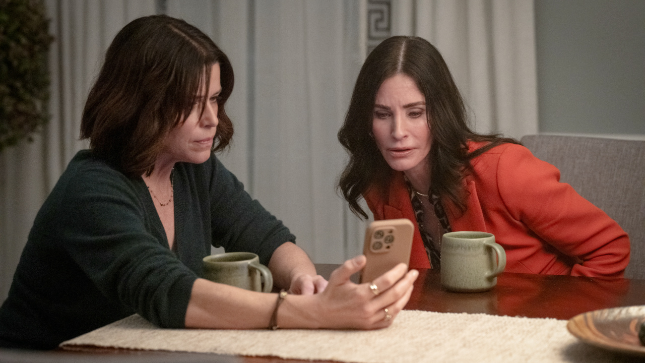 (L to R) Neve Campbell and Courteney Cox star in Paramount Pictures and Spyglass Media Group's 'Scream 7.'