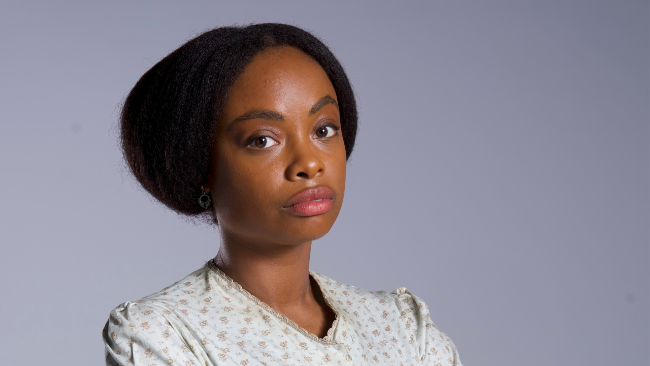 Amethyst Davis stars in 'The Gray House'. Photo: Bogdan Merlusca.