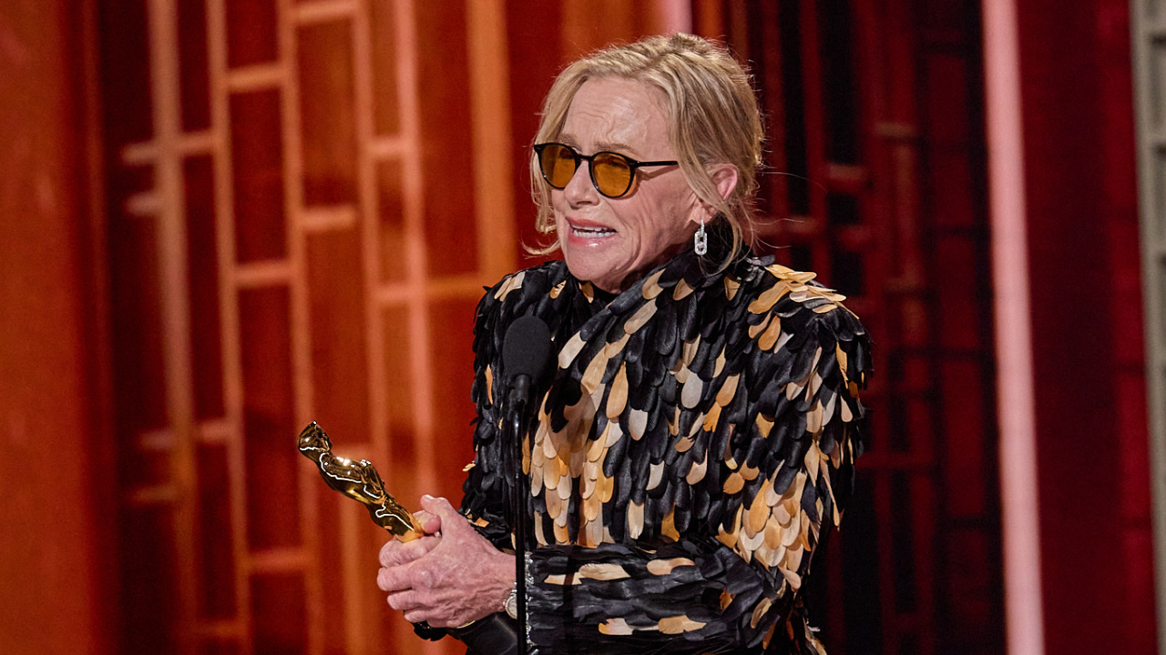 Amy Madigan accepts the Oscar® for Actress in a Supporting Role during the 98th Oscars® at the Dolby® Theatre at Ovation Hollywood on Sunday, March 15, 2026. Credit/Provider: Trae Patton / The Academy. Copyright: ©A.M.P.A.S.