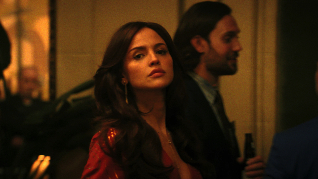 Eiza González as Alice in 20th Century Studios' ‘Mike & Nick & Nick & Alice.’ Photo courtesy of 20th Century Studios. © 2026 20th Century Studios. All Rights Reserved.