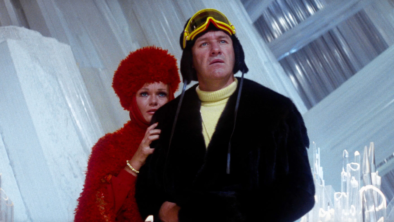 (L to R) Valerie Perrine and Gene Hackman in 'Superman II'. Photo: Warner Bros.